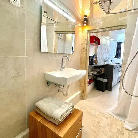 Villard Monument Historique Gard Tourisme * Nimes